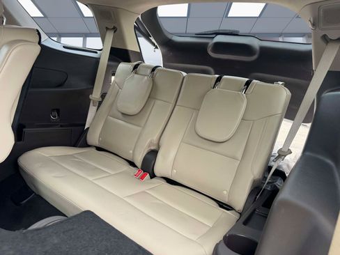 Used 2023 Ford Explorer Platinum w/ Technology Package image 25