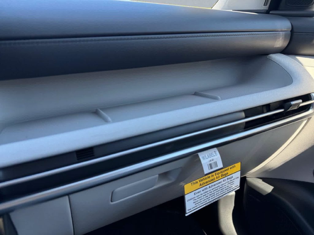New 2026 Hyundai Tucson Limited AWD/4WD image 16