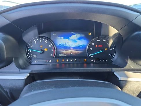 Used 2023 Ford Explorer XLT image 18