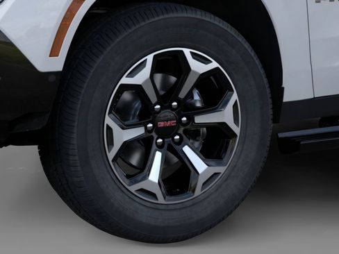 New 2026 GMC Yukon AT4 Ultimate w/ LPO, Floor Liner Package image 9