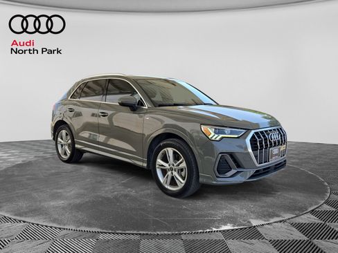 Certified 2022 Audi Q3 2.0T Premium Plus AWD/4WD image 7