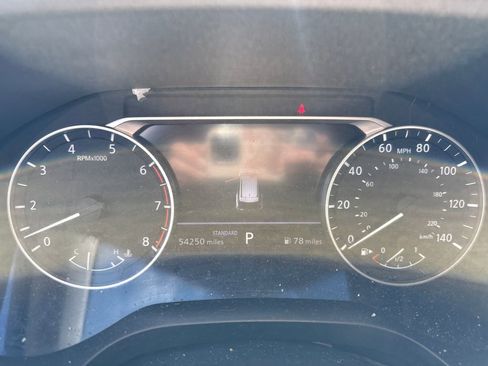 Used 2021 Nissan Rogue SV image 19