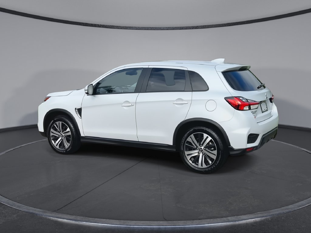 Used 2025 Mitsubishi Outlander Sport SE AWD/4WD image 6