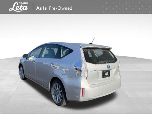 Used 2014 Toyota Prius V Five image 4