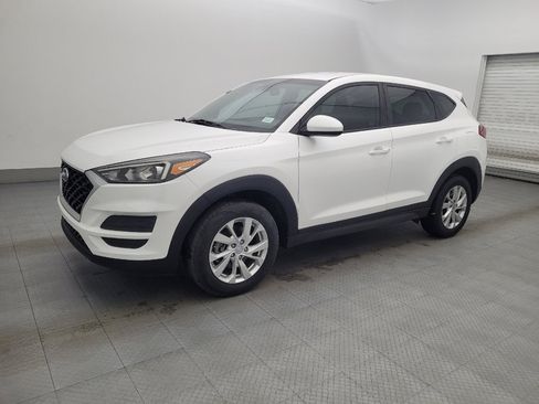 Used 2019 Hyundai Tucson SE FWD image 2