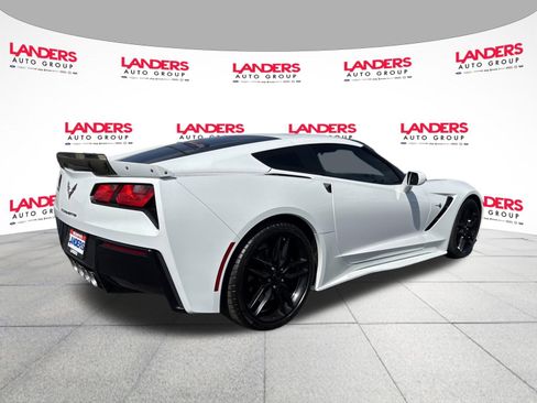 Used 2019 Chevrolet Corvette Stingray Coupe w/ Z51 1LT RWD image 3