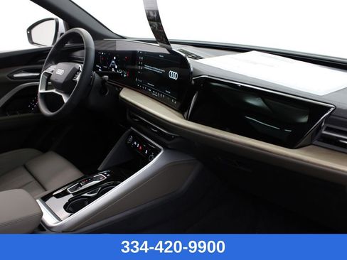 New 2025 Audi Q5 Premium Plus image 24