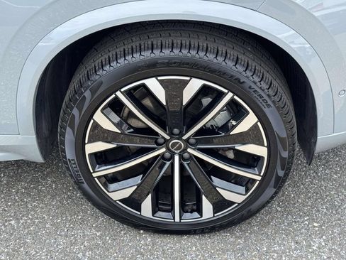 Certified 2026 Volvo XC90 B6 Plus w/ Protection Package Premier AWD/4WD image 6