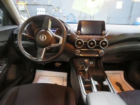 Used 2021 Nissan Sentra SV image 10