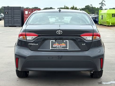 Used 2026 Toyota Corolla LE FWD image 4