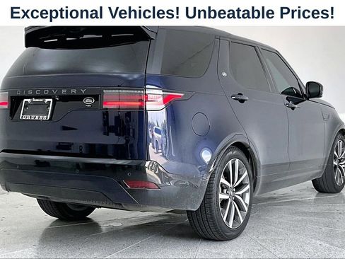 Used 2023 Land Rover Discovery HSE R-Dynamic AWD/4WD image 2