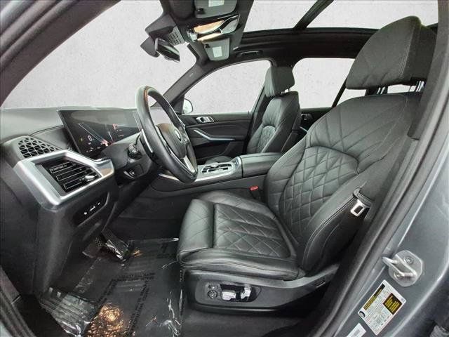 Used 2025 BMW X5 sDrive40i RWD image 17