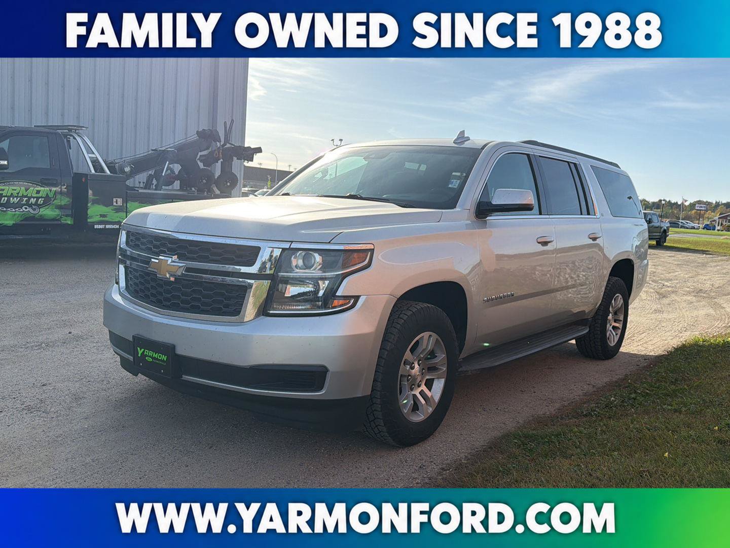 Used 2018 Chevrolet Suburban LT AWD/4WD image 1