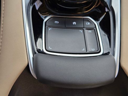 Used 2024 Acura RDX SH-AWD image 22