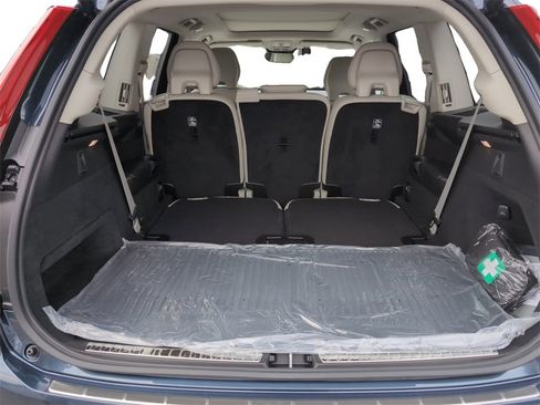 New 2025 Volvo XC90 B6 Plus w/ Protection Package Premier image 14