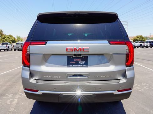 New 2026 GMC Yukon XL Elevation w/ Elevation Premium Package AWD/4WD image 8