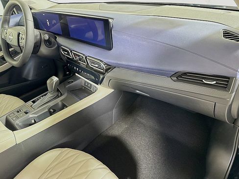 New 2026 Nissan Sentra SL w/ Floor Mat Package FWD image 29