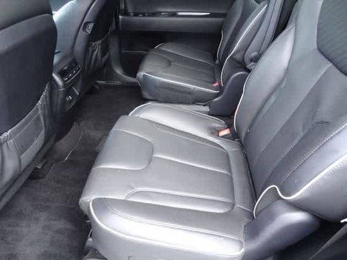 Used 2023 Hyundai Palisade SEL AWD/4WD image 15