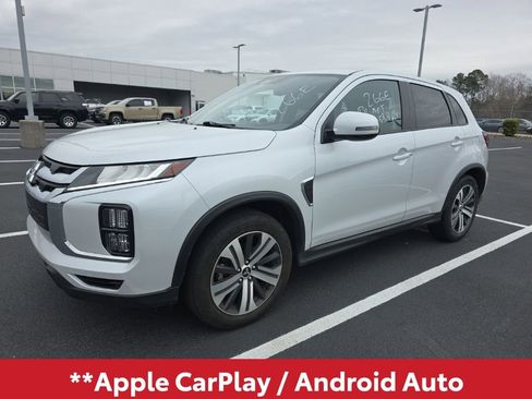 Used 2024 Mitsubishi Outlander Sport SE image 3