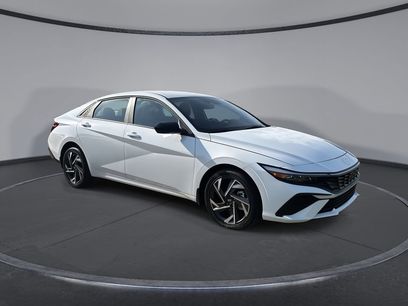 New 2025 Hyundai Elantra SEL