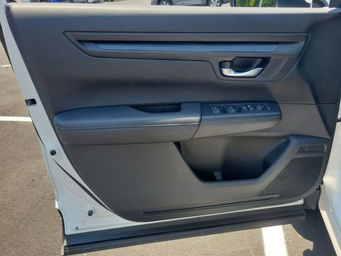 Certified 2023 Honda CR-V LX image 38