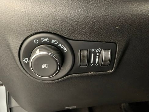 Certified 2024 Jeep Compass Limited AWD/4WD image 14