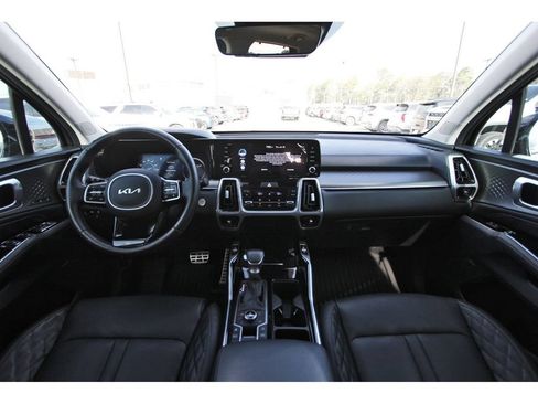 Used 2023 Kia Sorento SX AWD/4WD image 13