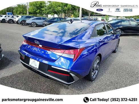 New 2025 Hyundai Elantra Limited image 5