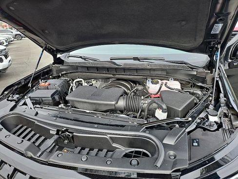 New 2026 Chevrolet Suburban Z71 w/ Comfort Package image 25