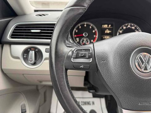 Used 2015 Volkswagen Passat 1.8T Limited Edition image 22