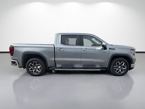 Used 2023 GMC Sierra 1500 SLT w/ SLT Premium Plus Package RWD image 2