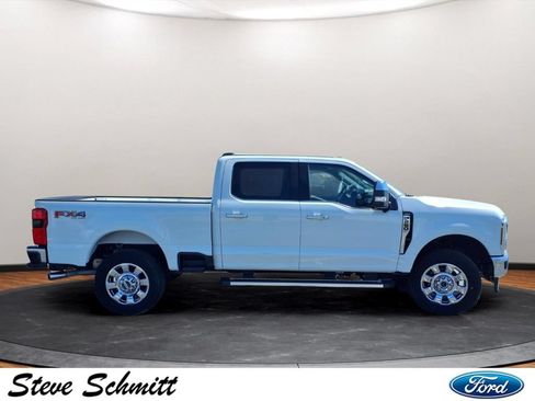 Used 2024 Ford F250 Lariat w/ Chrome Package AWD/4WD image 25