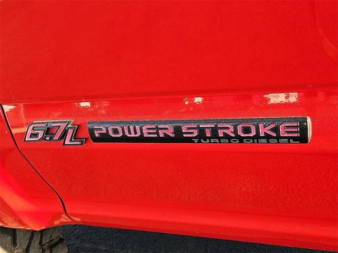 Used 2021 Ford F250 Lariat w/ Lariat Ultimate Package image 15