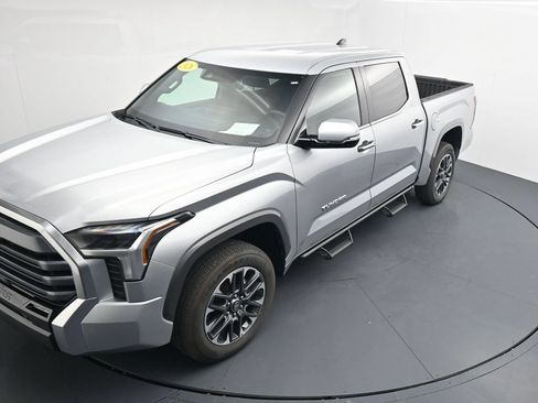 Used 2026 Toyota Tundra Limited AWD/4WD image 26