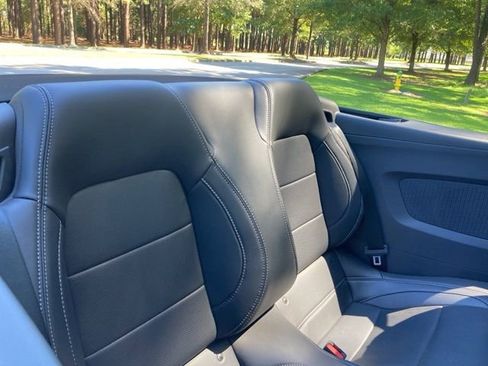 Used 2025 Ford Mustang GT Premium image 24