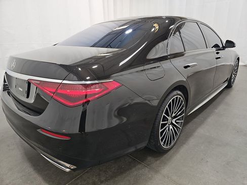 Used 2023 Mercedes-Benz S 500 4MATIC w/ AMG Line image 6