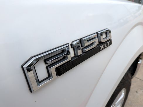 Used 2020 Ford F150 XLT w/ FX4 Off-Road Package image 35