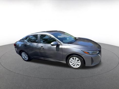 Used 2025 Nissan Sentra S FWD image 2