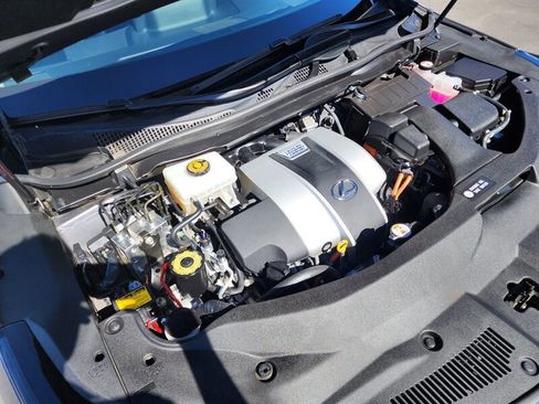 Used 2021 Lexus RX 450h AWD w/ Luxury Package image 18