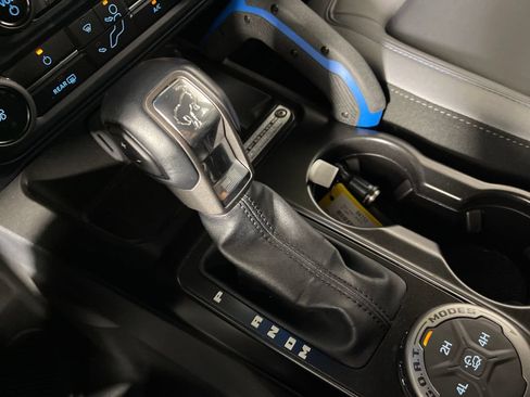 Used 2022 Ford Bronco Black Diamond AWD/4WD image 22
