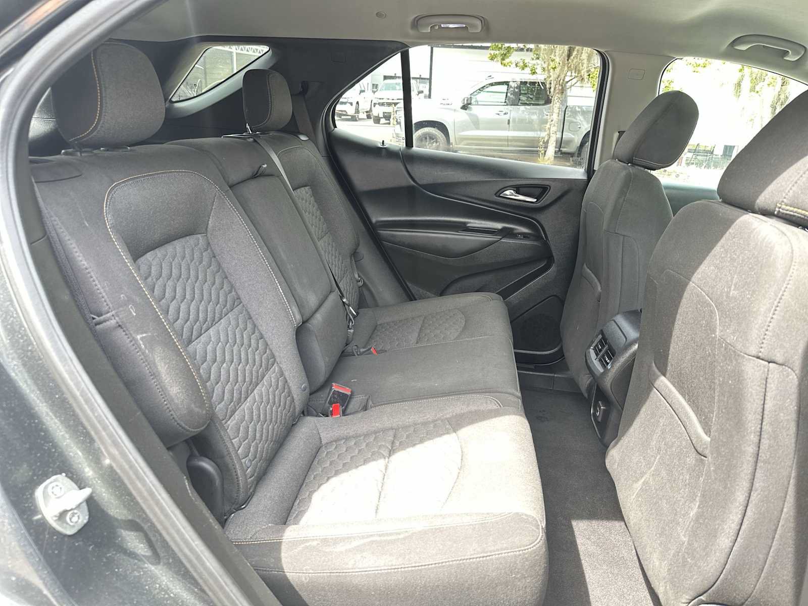 Used 2019 Chevrolet Equinox LT FWD image 18