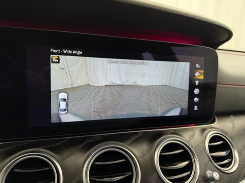 Used 2021 Mercedes-Benz E 53 AMG 4MATIC Sedan image 36