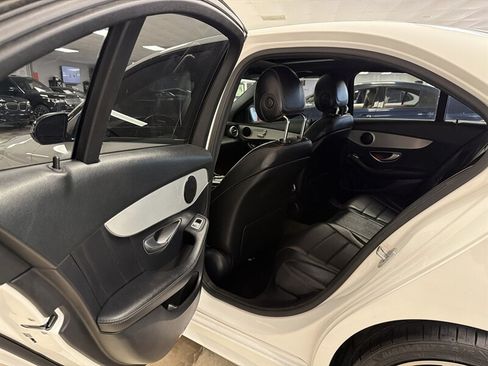 Used 2019 Mercedes-Benz C 300 Sedan image 22