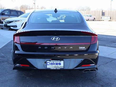 Used 2023 Hyundai Sonata SEL w/ Preferred Accessory Package image 5