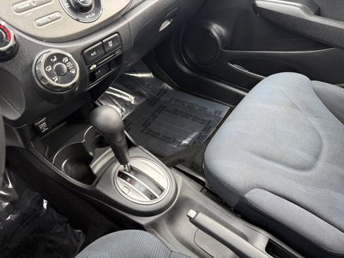 Used 2009 Honda Fit Sport image 13