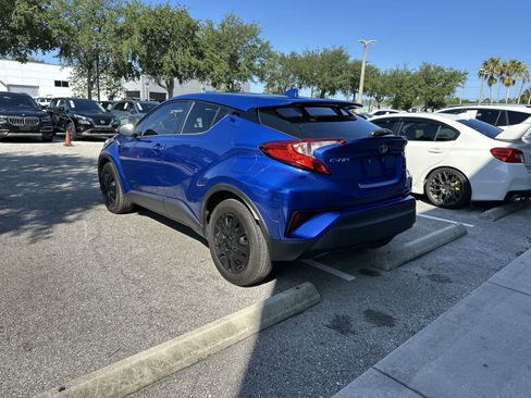 Used 2020 Toyota C-HR LE FWD image 6