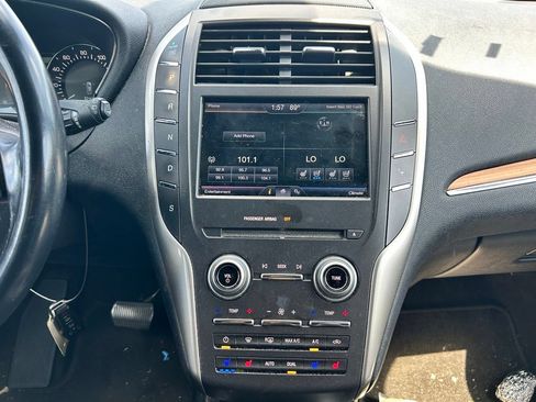 Used 2015 Lincoln MKC AWD w/ Equipment Group 102A Reserve image 17