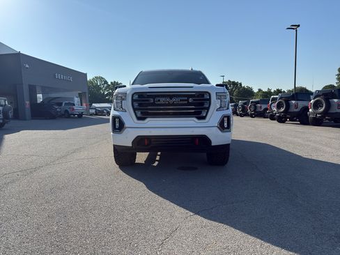 Used 2020 GMC Sierra 1500 AT4 w/ AT4 Premium Package AWD/4WD image 8