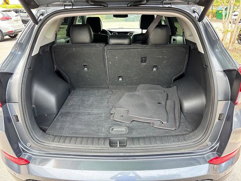 Used 2018 Hyundai Tucson Value FWD image 26