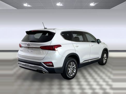 Used 2019 Hyundai Santa Fe SE image 8